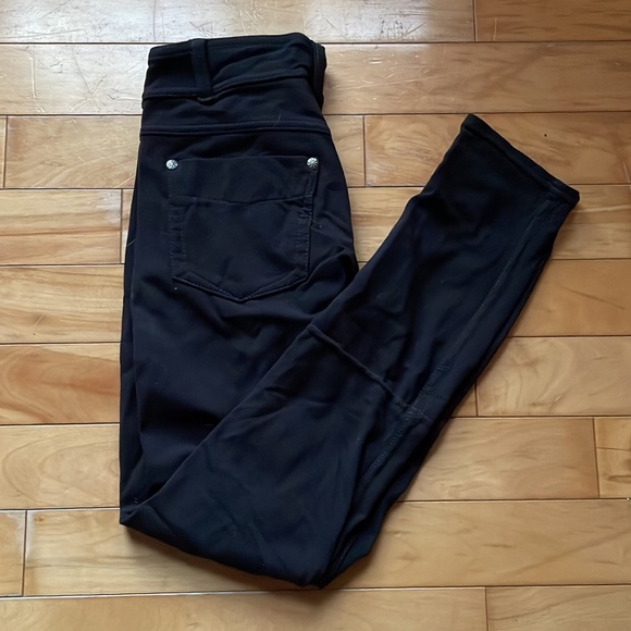 Black pants - Picture 2 of 3